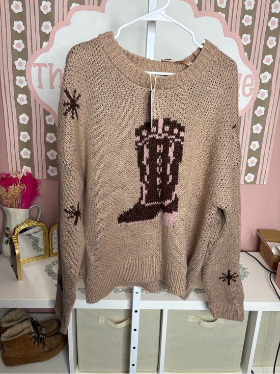 new in Sweaters - NWT New In Cozy Cowboy Boot Motif Sweater - Beige/Pink size L